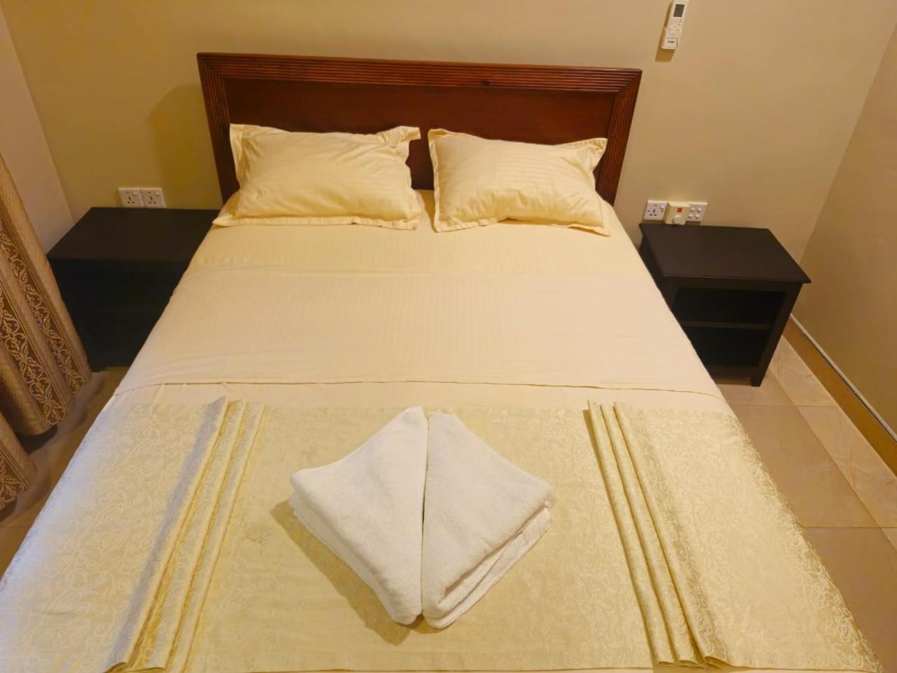 Hotel Royal Point Arugambay à Baie d'Arugam Chambre photo